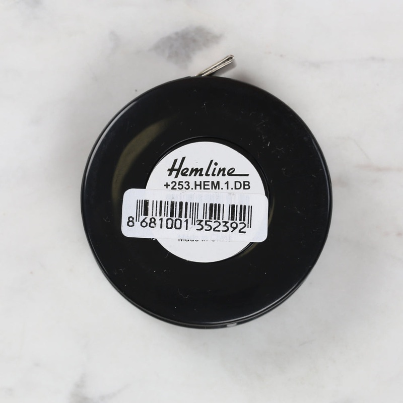 Hemline Automatic Tape Measure Black 150cm/60 – 253