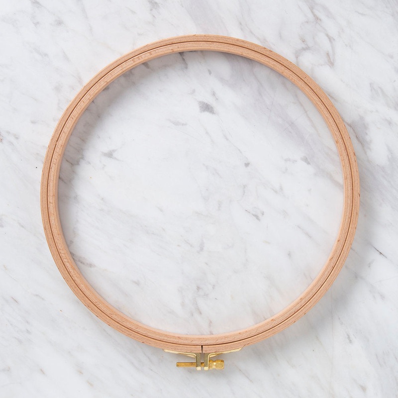 Nurge 16 mm Beech Wood Adjustable Embroidery Hoop – No.5