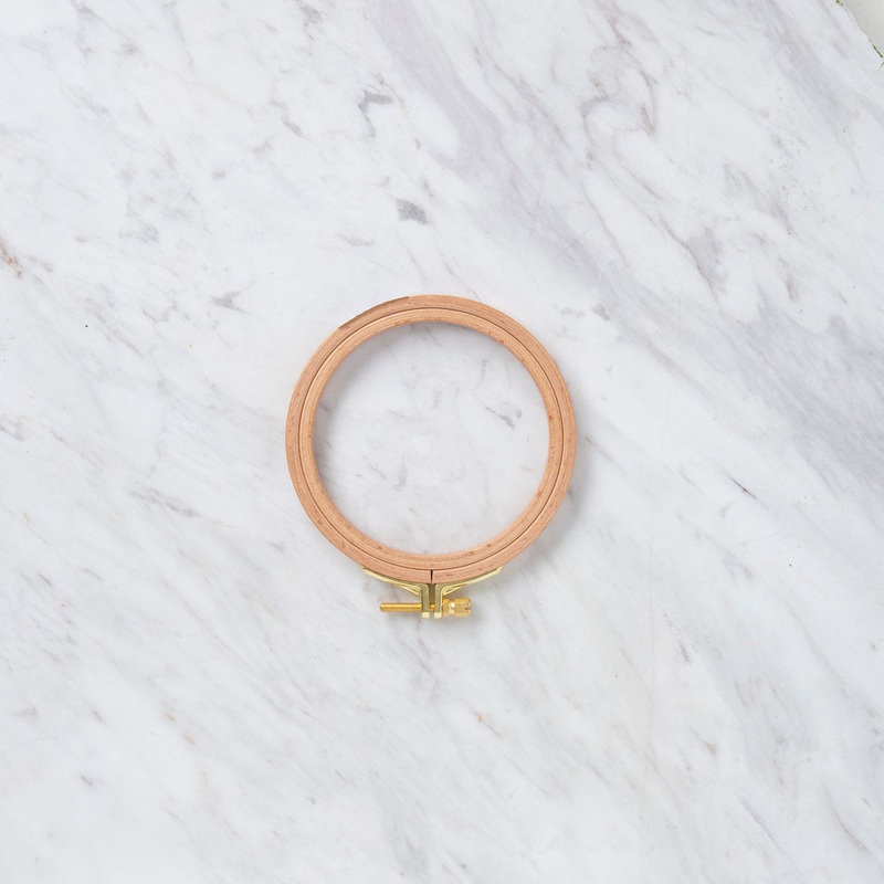 Nurge 8 mm Beech Wood Adjustable Embroidery Hoop – No.1