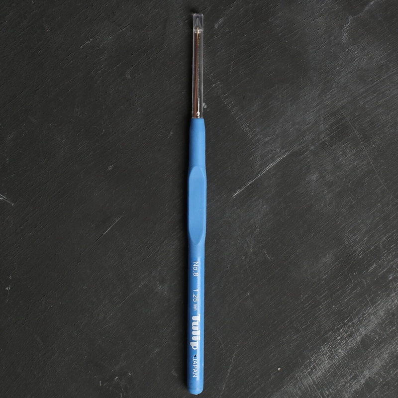 Tulip No.8 1.25 mm Crochet Hook with Plastic Handle, Blue – T-9GE