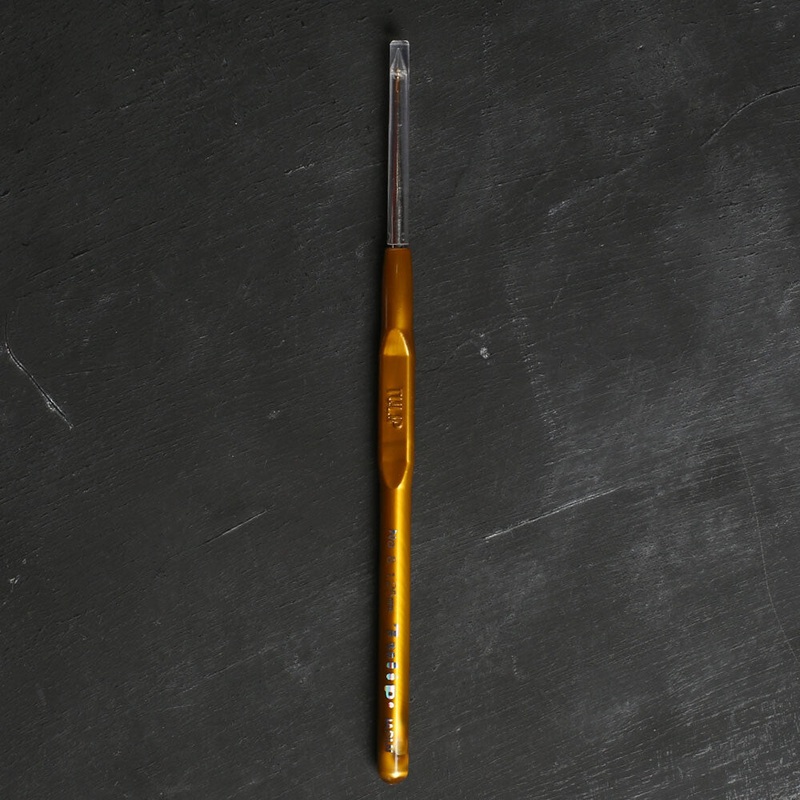 Tulip No.8 1.25 mm Crochet Hook with Plastic Handle, Yellow –  T-9G