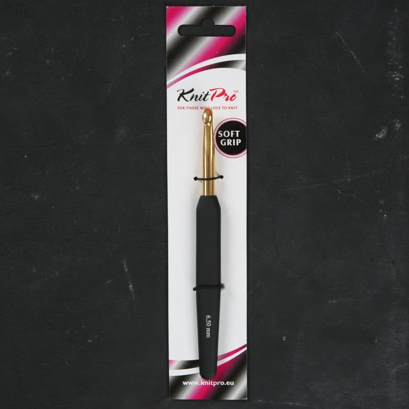 KnitPro Aluminum Gold 6.5mm Crochet Hook, Black – 30881