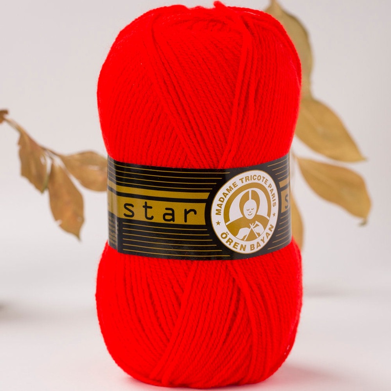 Madame Tricote Paris Star Knitting Yarn, Red – 32-1754