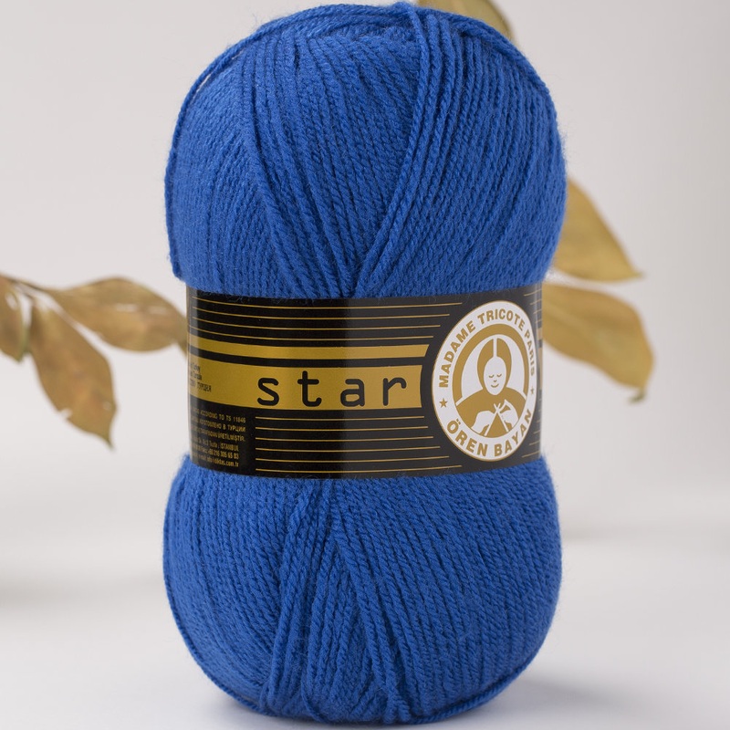 Madame Tricote Paris Star Knitting Yarn, Saks Blue – 16-1754
