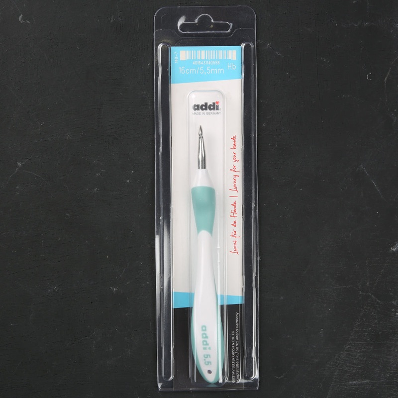 Addi Swing 5.5 mm 16 cm Ergonomic Crochet Hook, Turquoise – 140-7