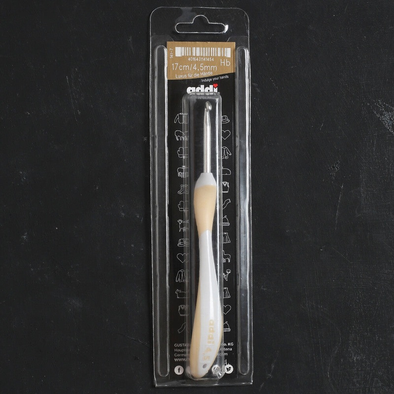 Addi Swing Maxi 4.5 mm 17 cm Ergonomic Crochet Hook, Beige – 141-7