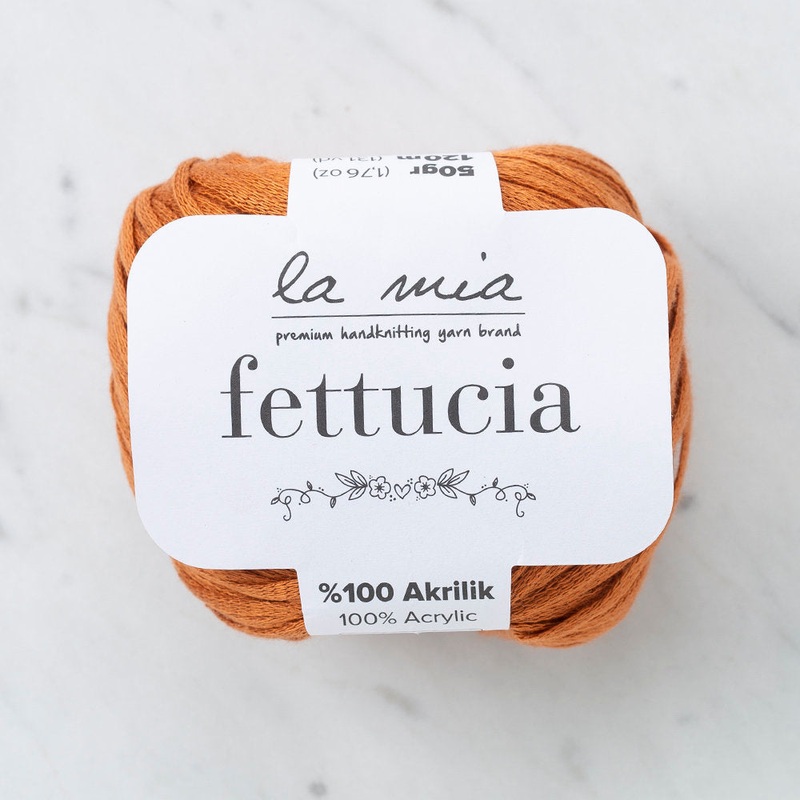 La Mia Fettucia  Yarn, Cinnamon – L079