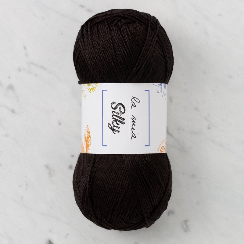 La Mia Silky Yarn, Black – L006