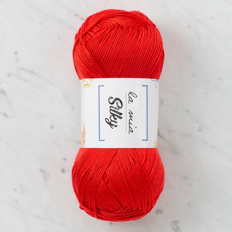 La Mia Silky Yarn, Red – L004