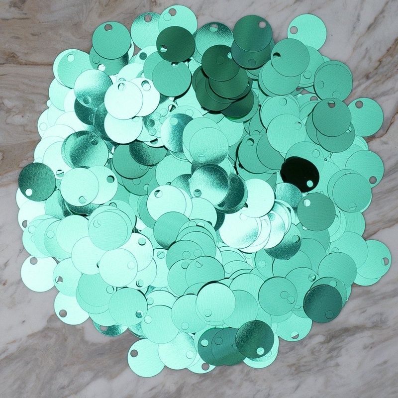 Loren 20 mm Large Sequin, Green – R-268