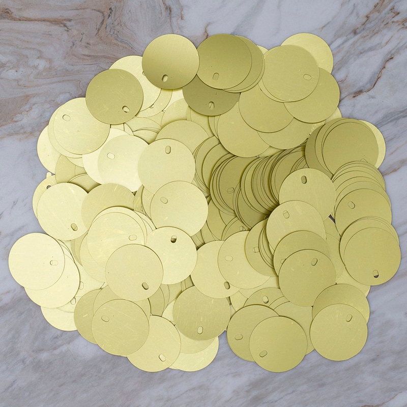 Loren 30 mm Large Sequin, Light Green – R-254