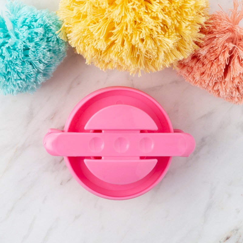 Loren Pom-Pom Maker, Medium – Pink