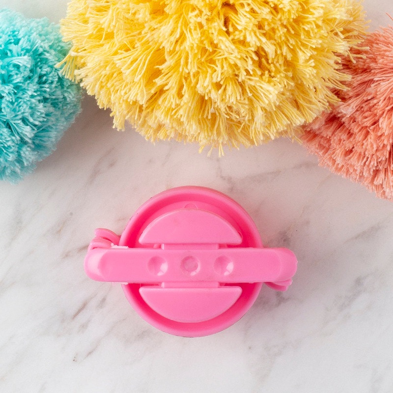 Loren Pom-Pom Maker, Small – Pink