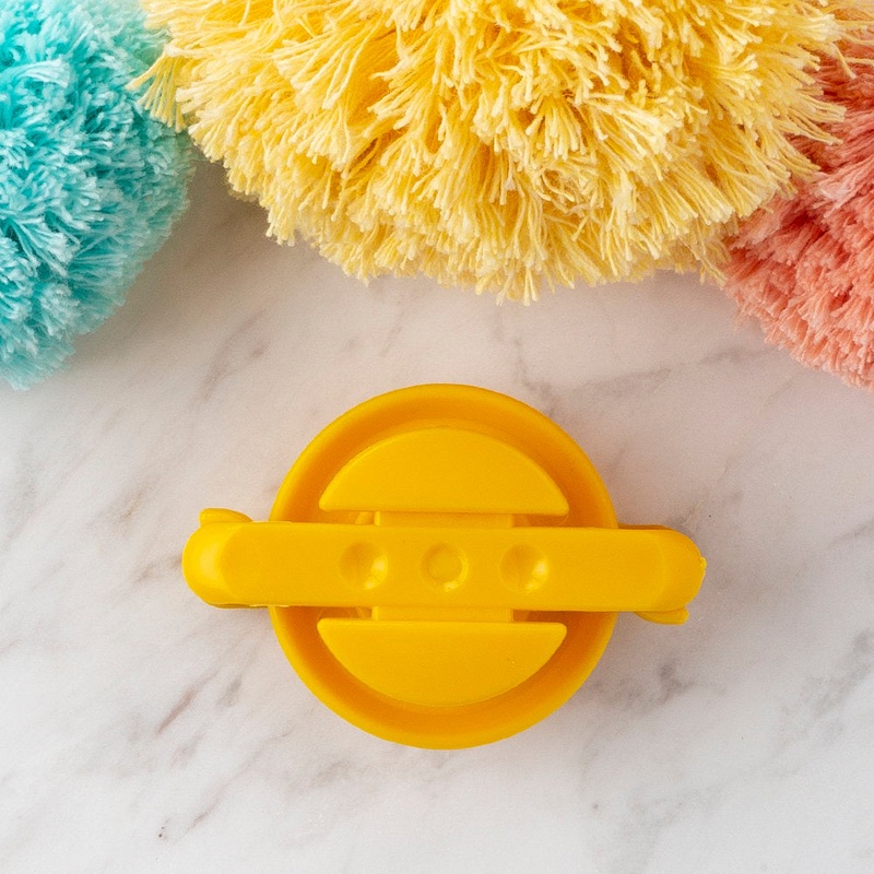 Loren Pom-Pom Maker, Small – Yellow
