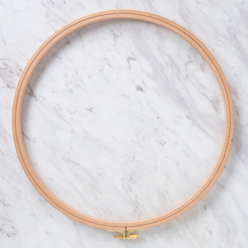 Nurge 16 mm Beech Wood Adjustable Embroidery Hoop – No.8