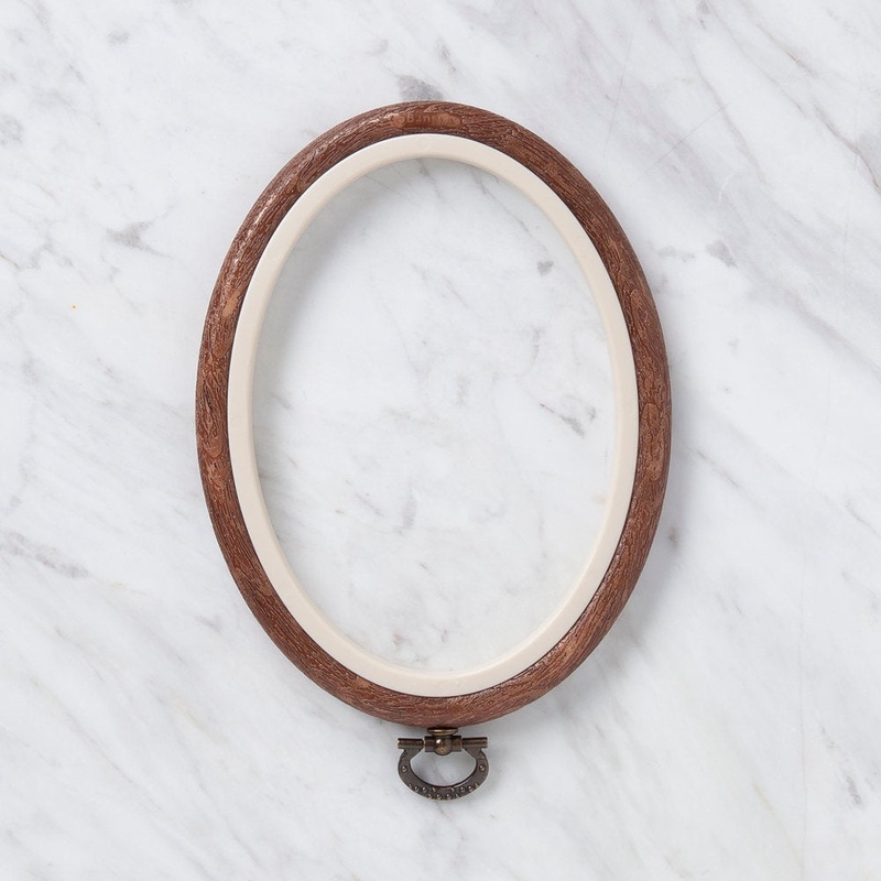Nurge Plastic Frame Hoop No.2 – Oval
