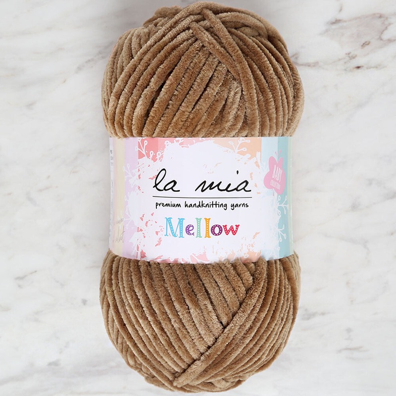 La Mia Mellow Chenille Yarn, Brown – 922