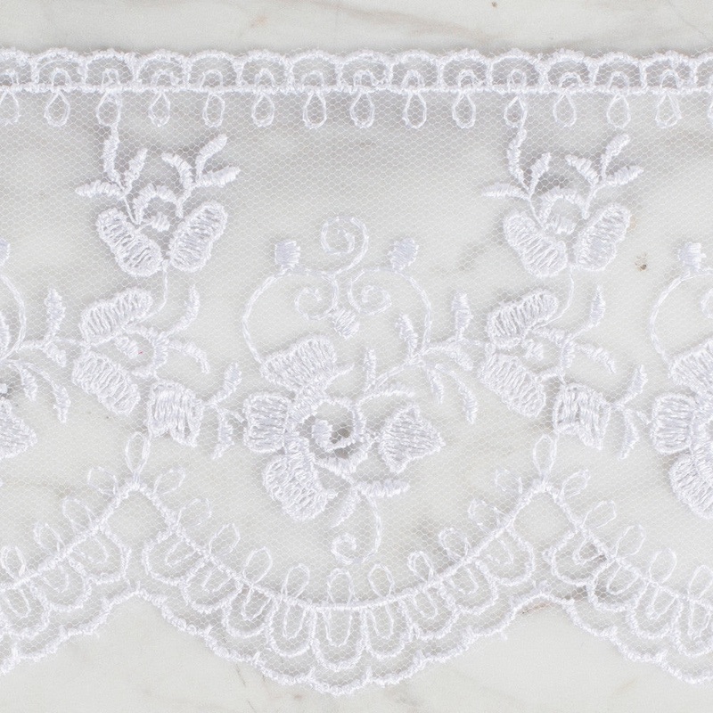 nel Lace Ribbon, 9 cm, White, Flower Patterned – 672