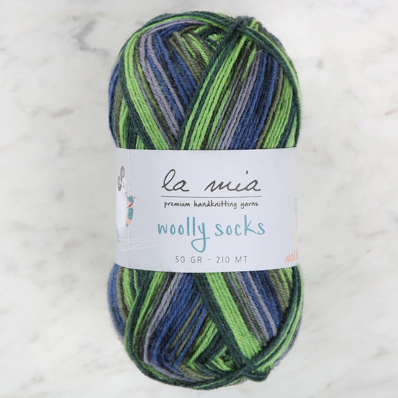 La Mia Woolly Socks Variegated Sock Yarn – L12