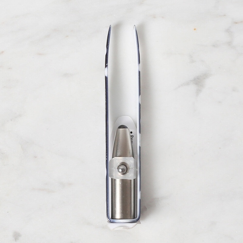 Loren Light Up Tweezer, Black – B4831