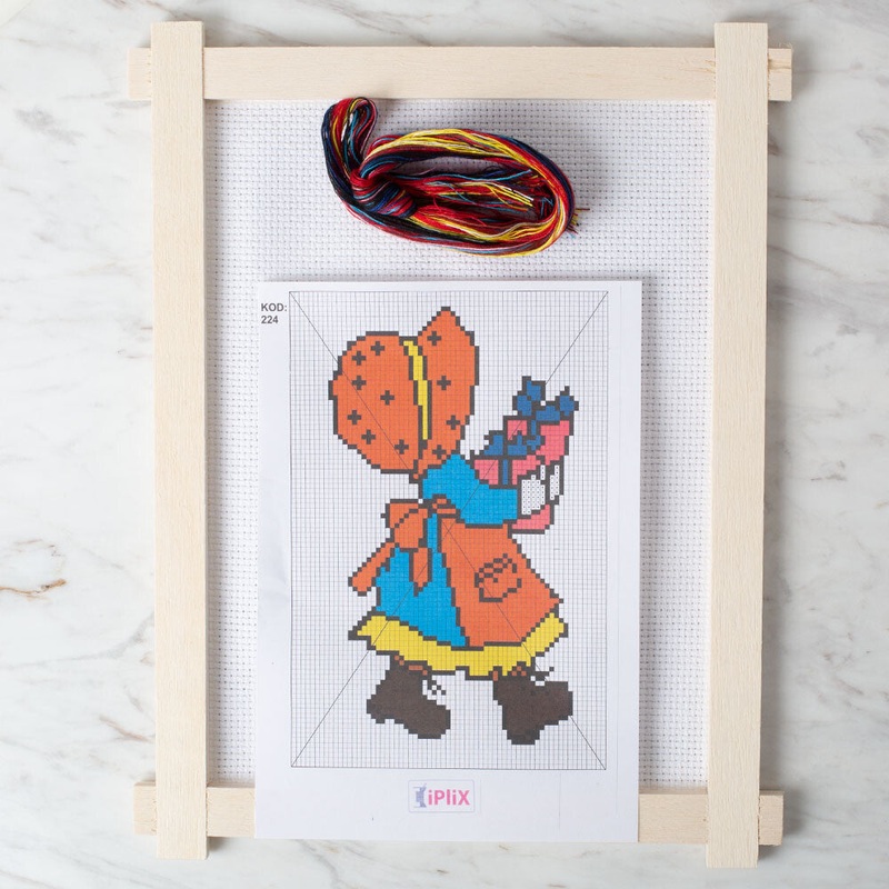 Loren Cross Stitch Kit, Heidi – 224