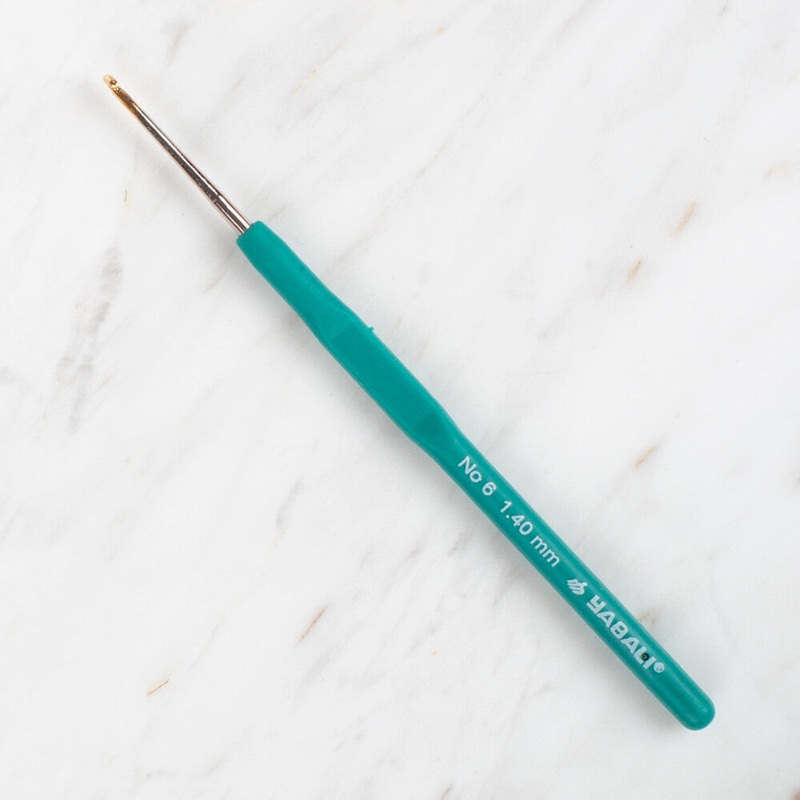 Yabal Golden Tip Elastic Handle No. 6 1.40mm Crochet Hook, Green