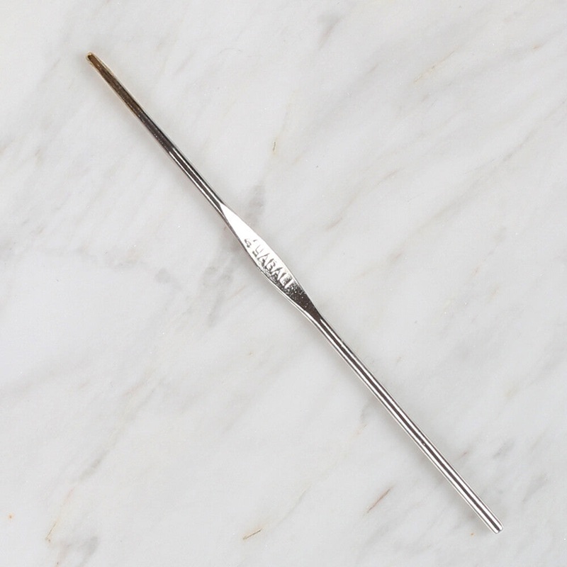 Yabal Golden Tip Metal Handle No. 0 2.1mm Crochet Hook