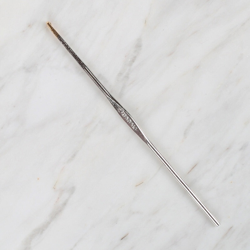 Yabal Golden Tip Metal Handle No. 2 1.75mm Crochet Hook
