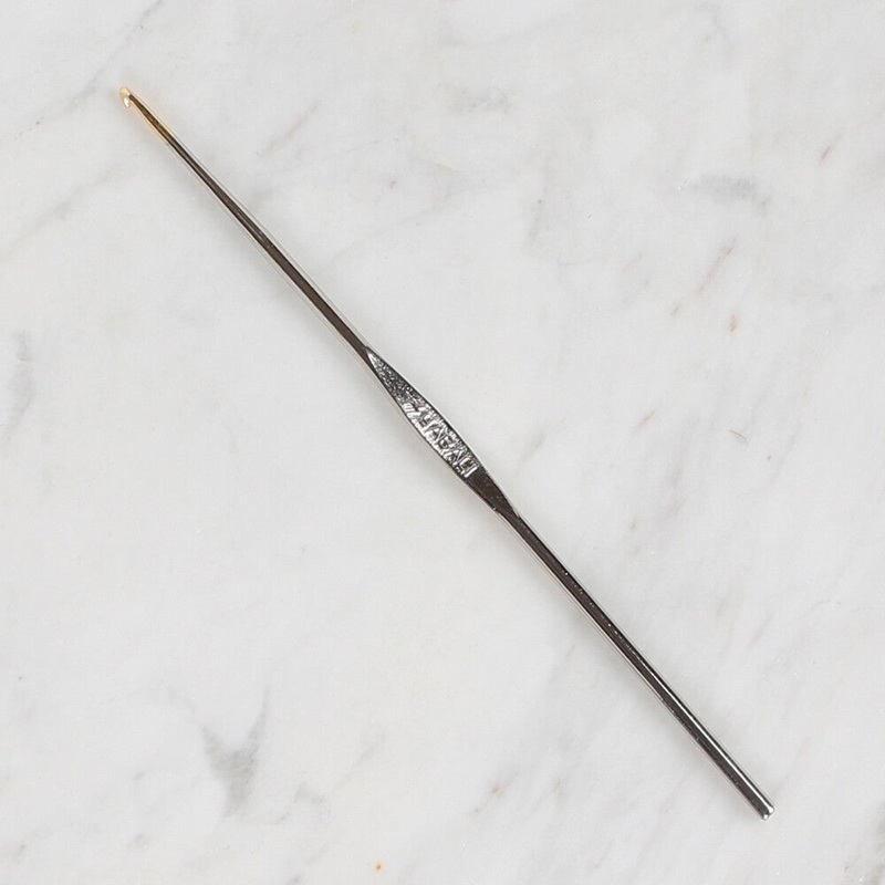 Yabal Golden Tip Metal Handle No. 4 1.6mm Crochet Hook