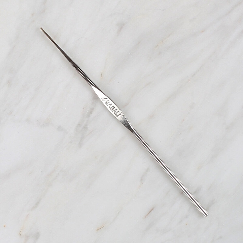 Yabal Golden Tip Metal Handle No. 19 0.65mm Crochet Hook