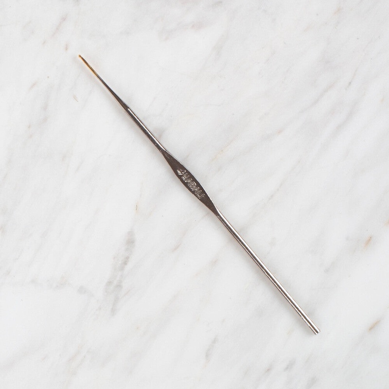 Yabal Golden Tip Metal Handle No. 21 0.55mm Crochet Hook