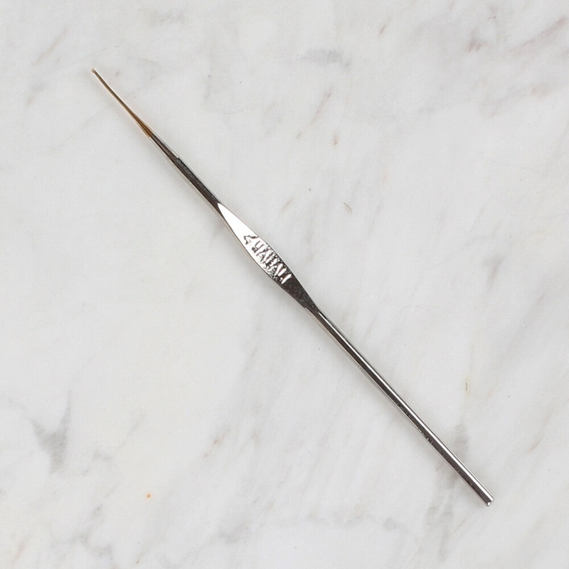 Yabal Golden Tip Metal Handle No. 22 0.50mm Crochet Hook