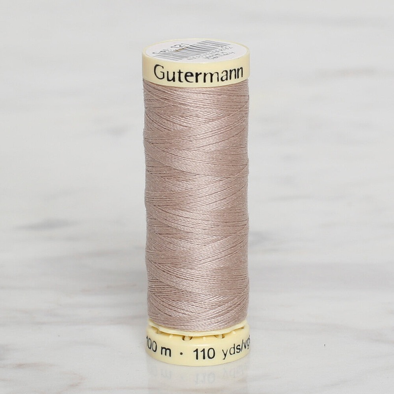 Gtermann Sewing Thread, 30m, Beige  – 121