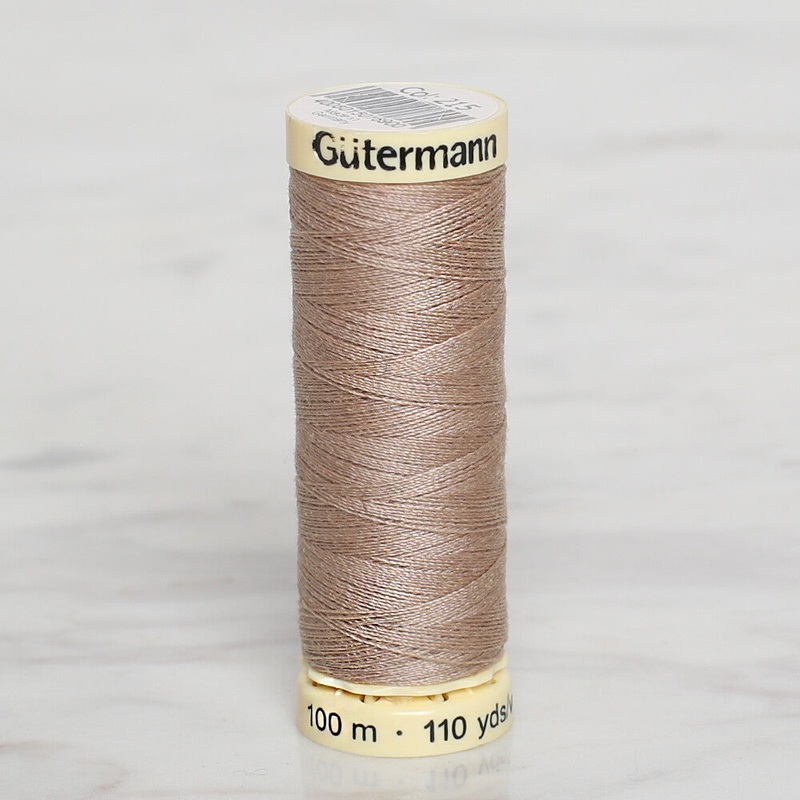 Gtermann Sewing Thread, 30m, Beige – 215
