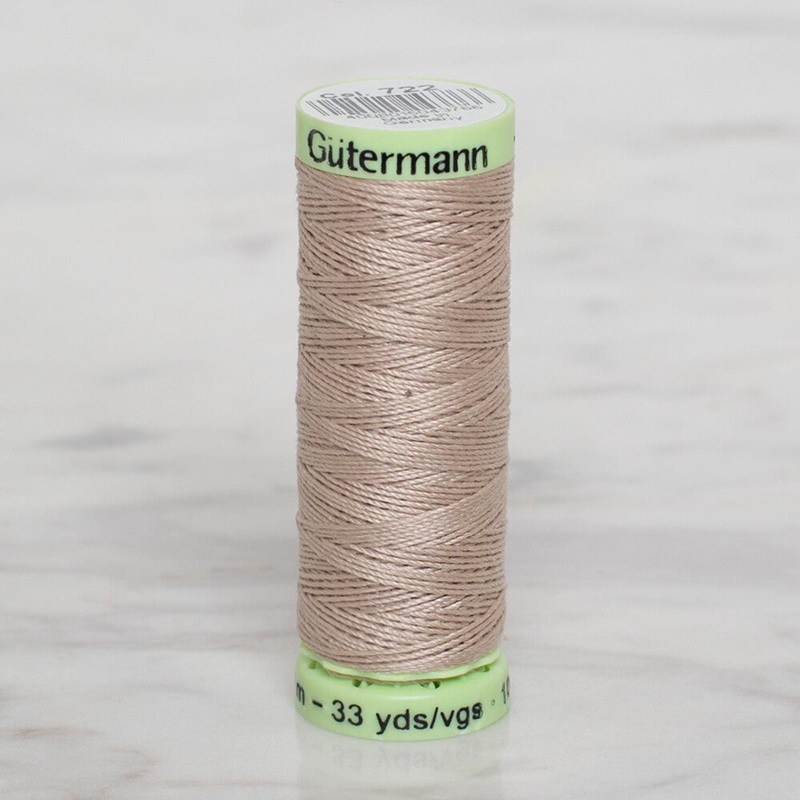 Gtermann Sewing Thread, 30m, Light Beige – 722