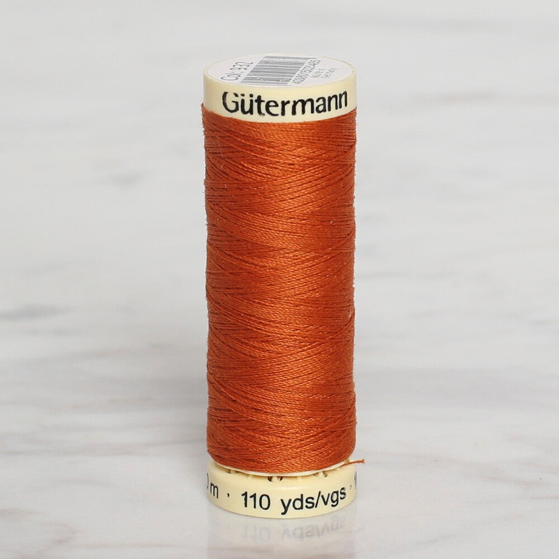 Gtermann Sewing Thread, 100m, Cinnamon  – 932