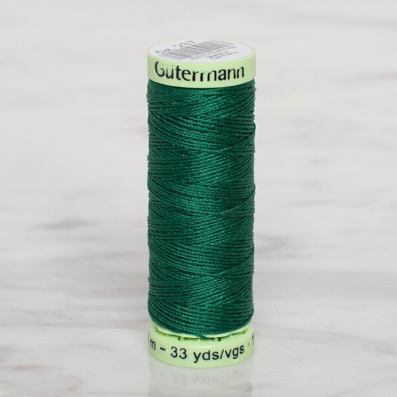 Gtermann Sewing Thread, 30 m, Green  – 237