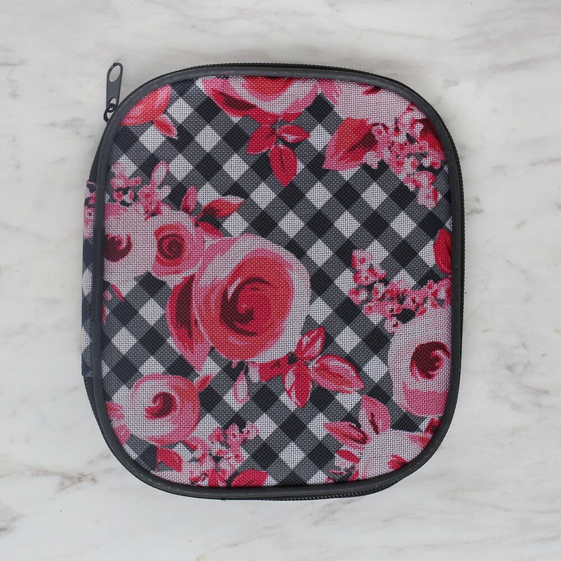 Loren Zipped Flower Patterned Crochet Bag