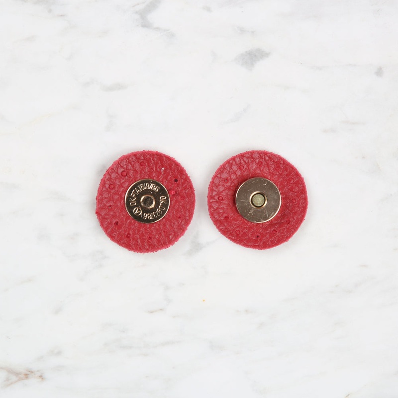 Knitme Round Magnet 4×4 cm Red BA-0059