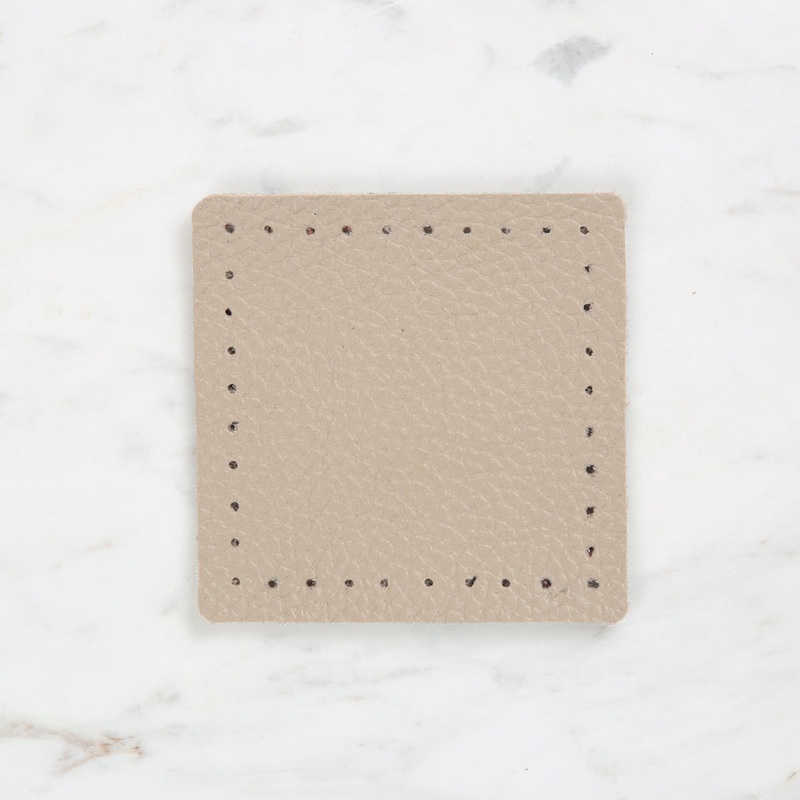 Knitme Square Leather 8×8 cm Beige BA-0051