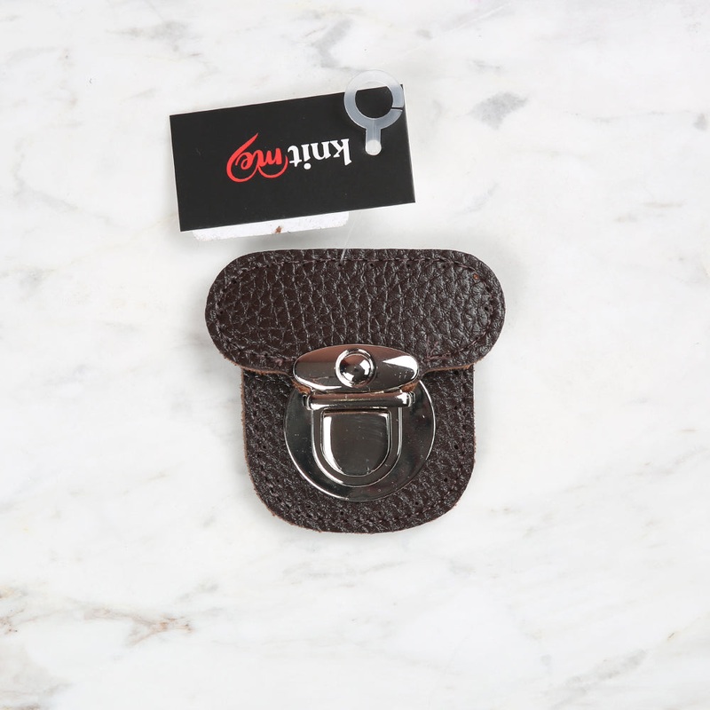 Knitme Stitched Lock 6×6 cm Brown BA-0067