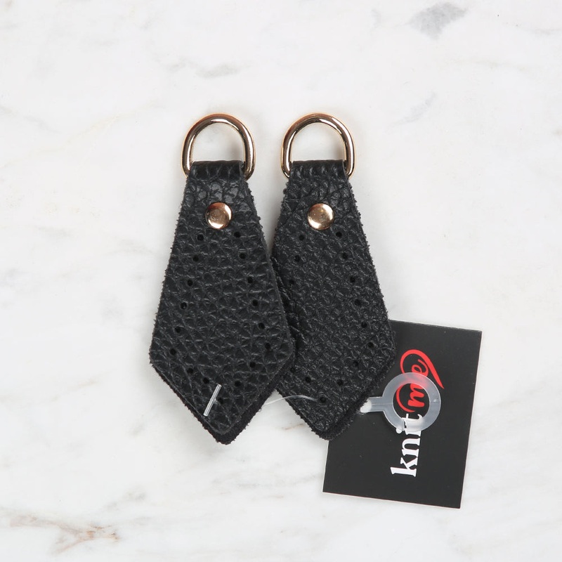 Knitme Triangle Insect 3.5×7 cm Black BA-0039