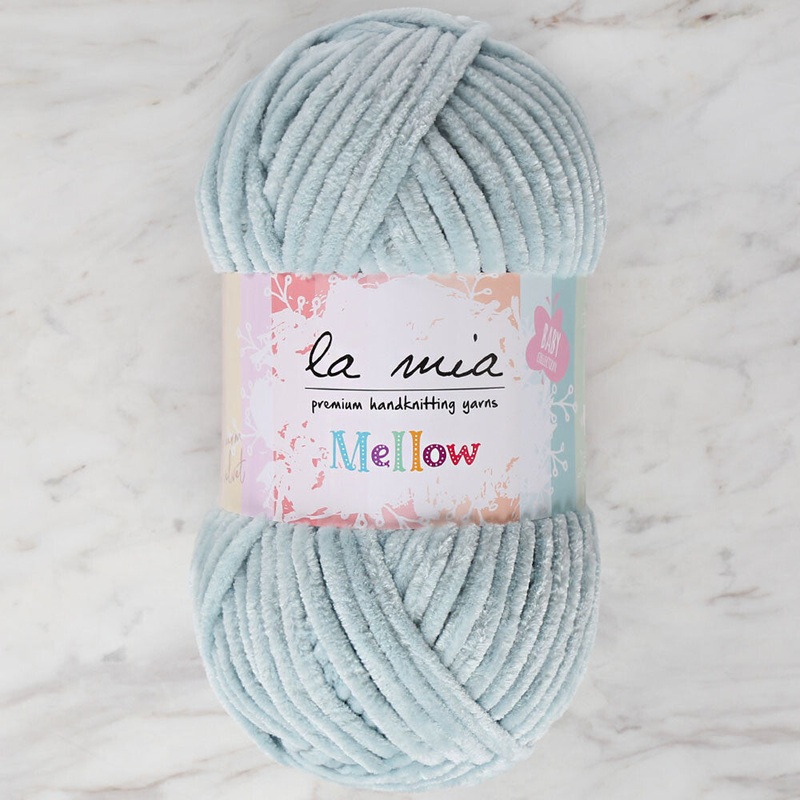 La Mia Mellow Chenille Yarn, Green – 951