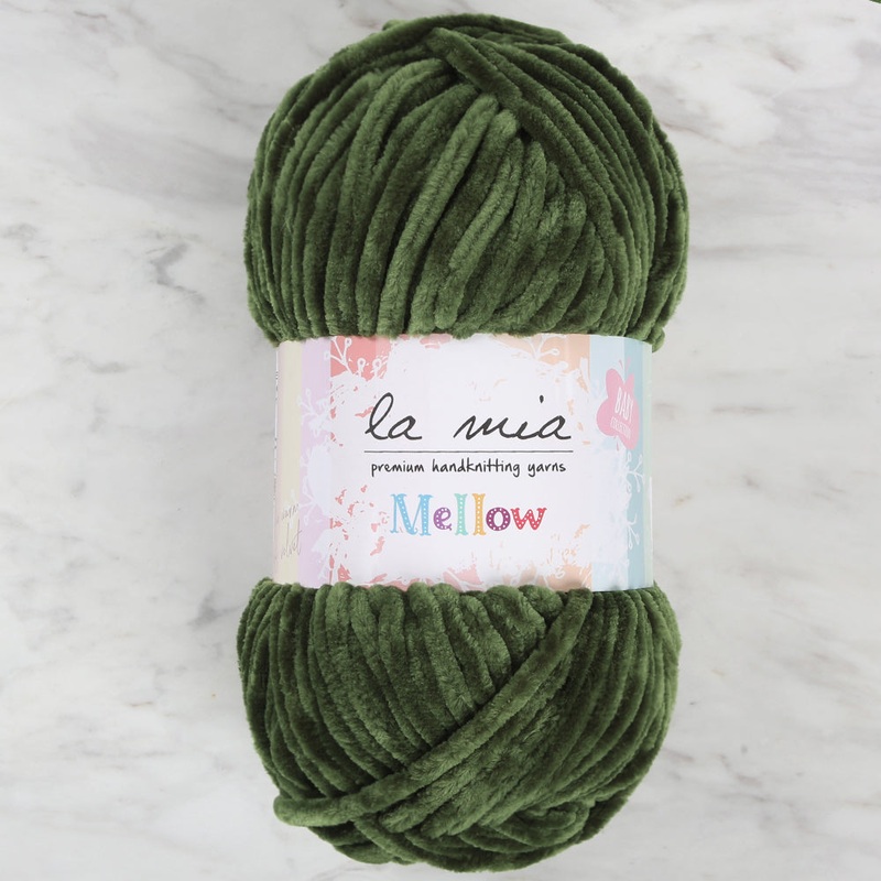 La Mia Mellow Chenille Yarn, Green – 955
