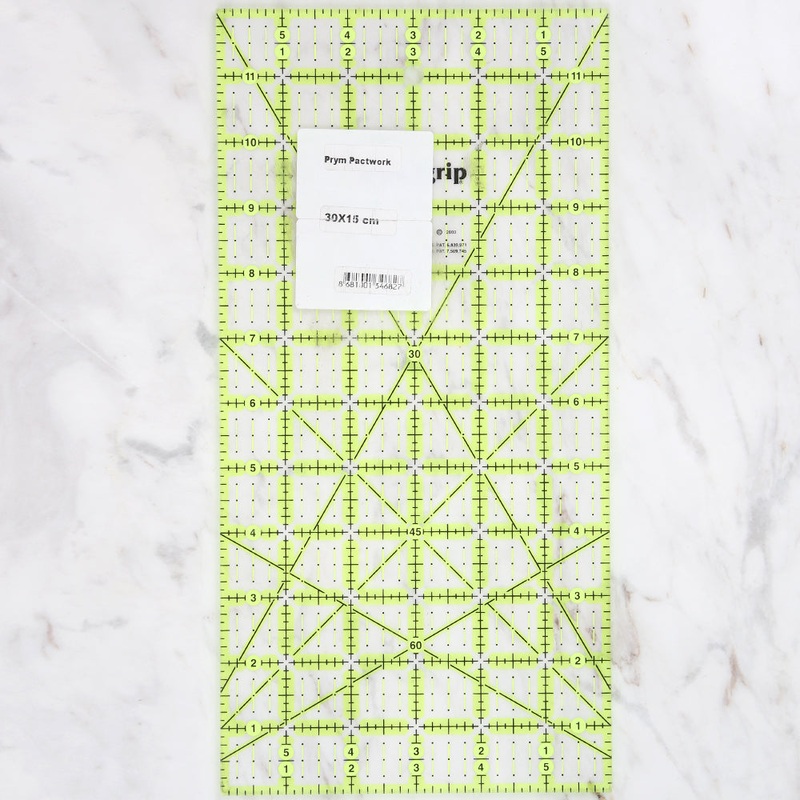 Prym Patchwork Ruler 30 cm x 15 cm