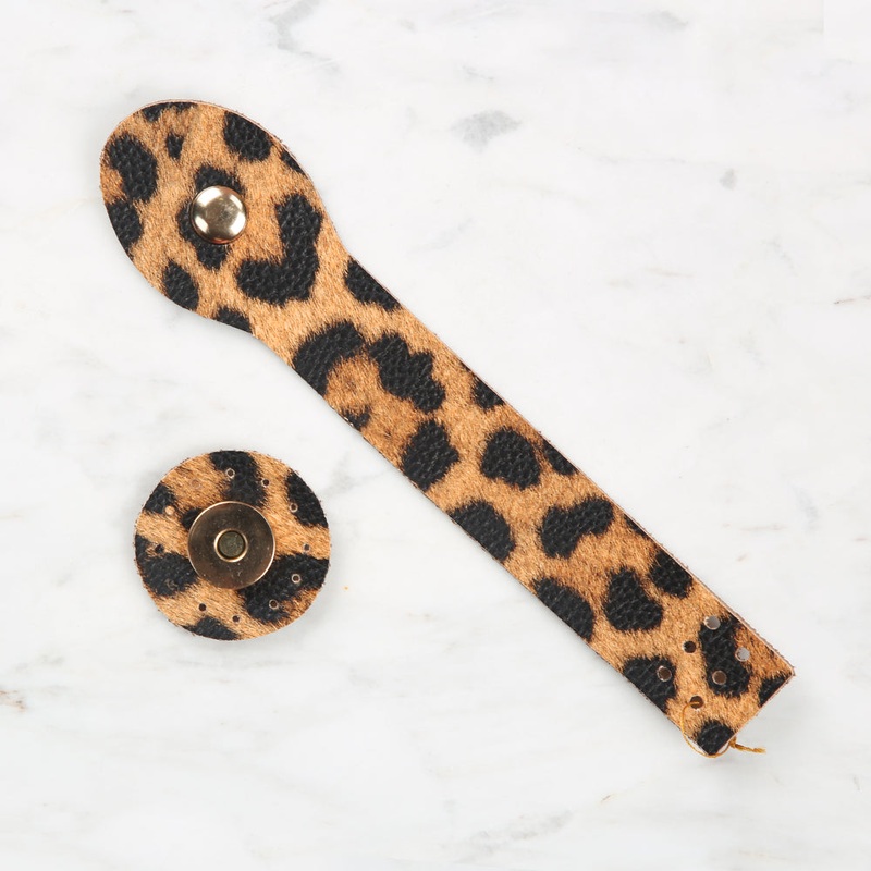 Knitme Snap Bag Cover 2.5×17 cm Leopard BA-0045