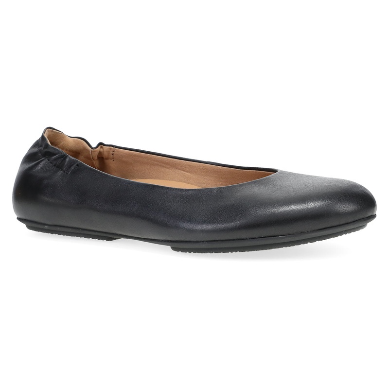 Women’s Mollie Nappa Flat – Black