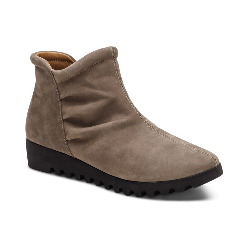 Women’s Zoey Slip-On Boot – Dark Taupe