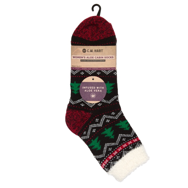 Cozy Cabin Tree Sock With Aloe – Black/Green/Red