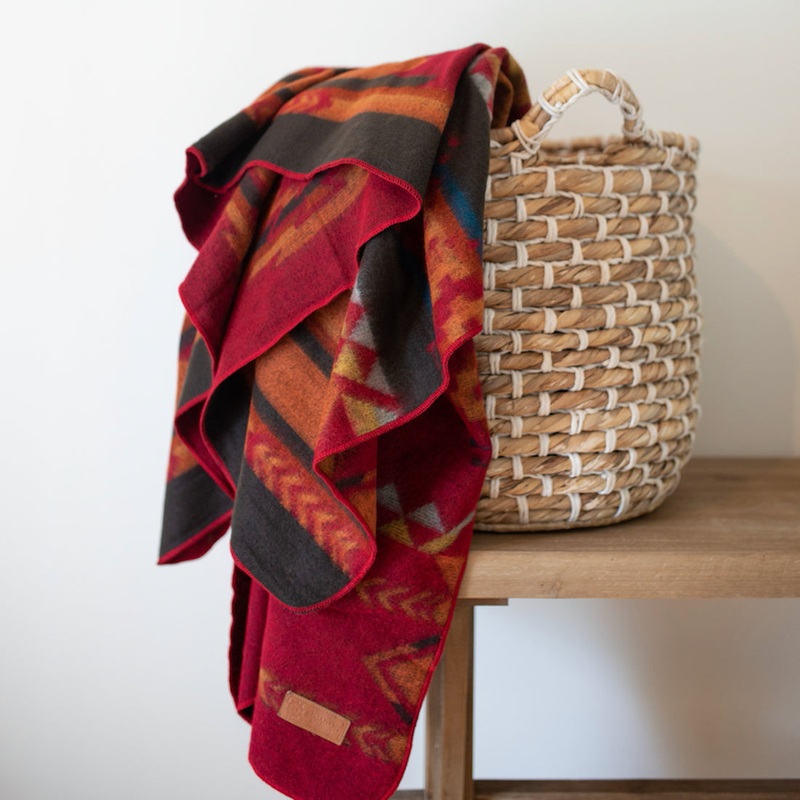 Corazon Wildfire Blanket|Red